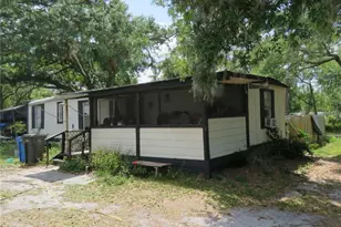 8505 Franklin Rd, Plant City, FL 33565 - Photo 1