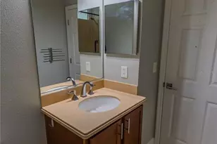 3210 Mangrove Point Dr, Ruskin, FL 33570 - Photo 27