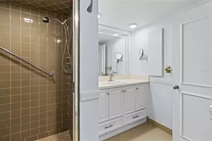 131 Bluff View Dr, Belleair Bluffs, FL 33770 - Photo 25