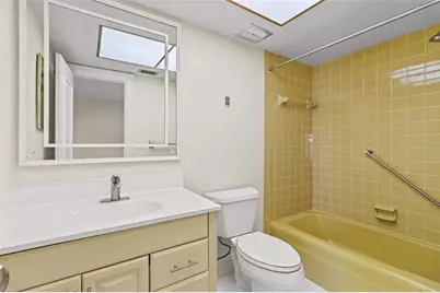 131 Bluff View Drive #101, Belleair Bluffs, FL 33770 - Photo 13