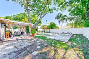 700 16th St NW, Largo, FL 33770 - Photo 25