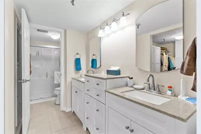 7430 Sunshine Skyway Lane S #402, Saint Petersburg, FL 33711 - Photo 17