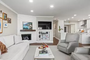 2087 Edgewater Dr, Clearwater, FL 33755 - Photo 33