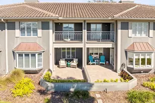 2087 Edgewater Dr, Clearwater, FL 33755 - Photo 5