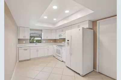2529 Lancaster Drive, Sun City Center, FL 33573 - Photo 9