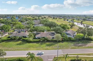 2529 Lancaster Dr, Sun City Center, FL 33573 - Photo 29