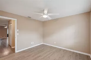 2529 Lancaster Dr, Sun City Center, FL 33573 - Photo 15