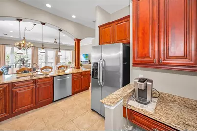 47 W Morgan Street, Tarpon Springs, FL 34689 - Photo 11