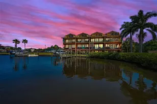 47 W Morgan St, Tarpon Springs, FL 34689 - Photo 3