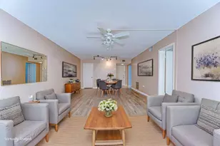 10190 Imperial Point Dr W, Largo, FL 33774 - Photo 3