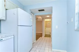 10190 Imperial Point Dr W, Largo, FL 33774 - Photo 17