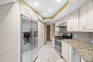 112 Rosewood Ct, Palm Harbor, FL 34685 - Photo 27