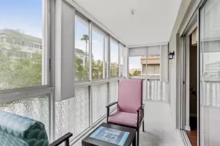 147 Bluff View Dr, Belleair Bluffs, FL 33770 - Photo 11