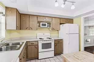 147 Bluff View Dr, Belleair Bluffs, FL 33770 - Photo 17