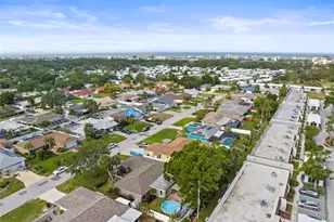 13841 89th Ave, Seminole, FL 33776 - Photo 45