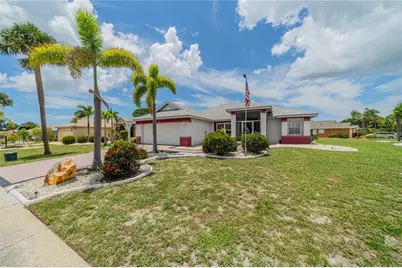 301 Caloosa Palms Court, Sun City Center, FL 33573 - Photo 3