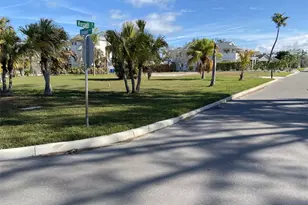 591 Russell St, Longboat Key, FL 34228 - Photo 1