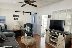 7254 Mt Fairfield Rd NE, Saint Petersburg, FL 33702 - Photo 5