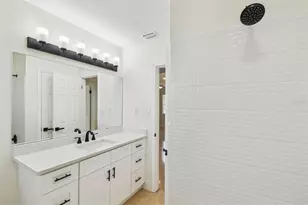 2406 Thrace St, Tampa, FL 33605 - Photo 39