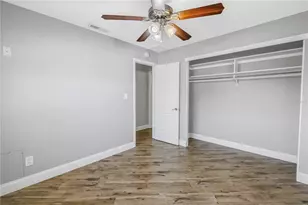 712 43rd Ave N, Saint Petersburg, FL 33703 - Photo 11