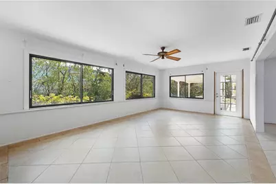 636 Tarawitt Drive, Longboat Key, FL 34228 - Photo 35