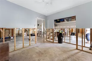 636 Tarawitt Dr, Longboat Key, FL 34228 - Photo 49