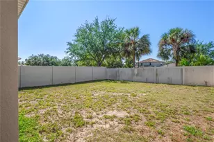 7350 Lumber Port Dr, Ruskin, FL 33573 - Photo 23