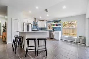 1419 Trail Boss Ln, Brandon, FL 33511 - Photo 9