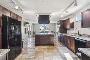 6241 Bayside Dr, New Port Richey, FL 34652 - Photo 25