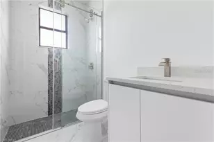 1806 NE 21st Pl, Cape Coral, FL 33909 - Photo 21