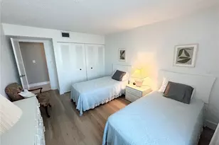 400 Island Way, Clearwater Beach, FL 33767 - Photo 23