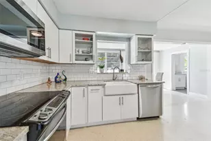 827 Virginia St, Dunedin, FL 34698 - Photo 13