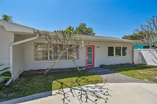 827 Virginia St, Dunedin, FL 34698 - Photo 5