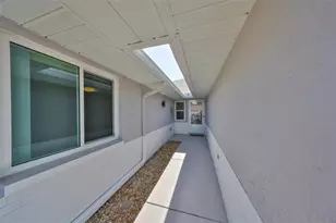 1806 Wolf Laurel Dr, Sun City Center, FL 33573 - Photo 45