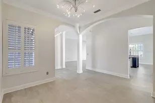 2863 Duncan Tree Cir, Valrico, FL 33594 - Photo 7