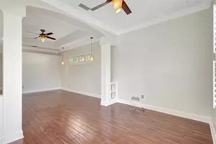 2863 Duncan Tree Cir, Valrico, FL 33594 - Photo 9