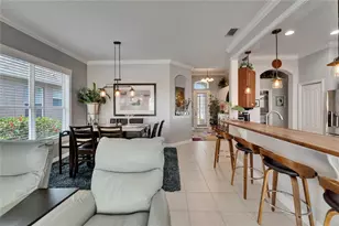 1102 Emerald Dunes Dr, Sun City Center, FL 33573 - Photo 9