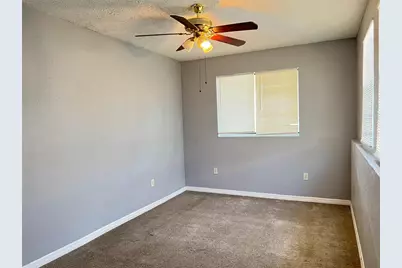 5211 Jersey Avenue S, Gulfport, FL 33707 - Photo 13