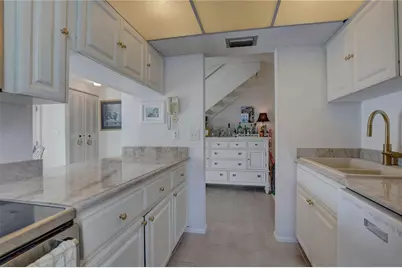 14800 Walsingham Road #301, Largo, FL 33774 - Photo 9