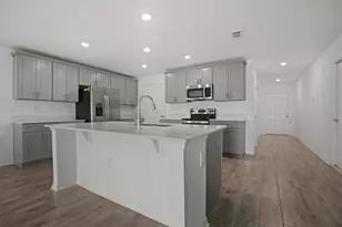 367 Estates Ct, Haines City, FL 33844 - Photo 5