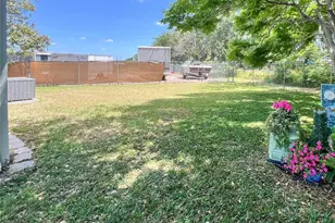 34150 Estates Ln, Wesley Chapel, FL 33543 - Photo 25