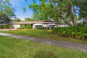 6801 5th St N, Saint Petersburg, FL 33702 - Photo 1
