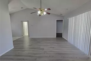 2020 Rudder Dr, Valrico, FL 33594 - Photo 7