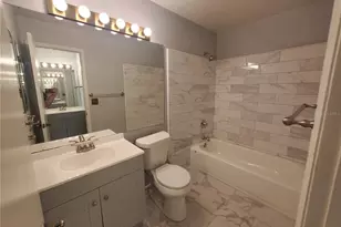 2020 Rudder Dr, Valrico, FL 33594 - Photo 11