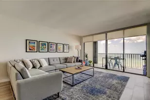 1290 Gulf Blvd, Clearwater Beach, FL 33767 - Photo 5