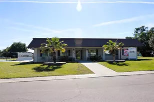 3643 Muller Dr, Zephyrhills, FL 33540 - Photo 41