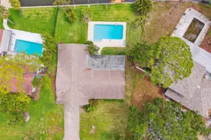 5201 Dover St NE, Saint Petersburg, FL 33703 - Photo 17