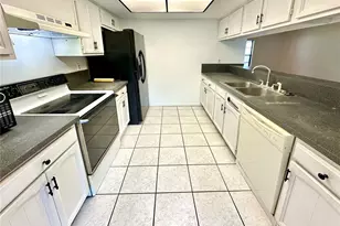 5454 Saddlebrook Way, Wesley Chapel, FL 33543 - Photo 7