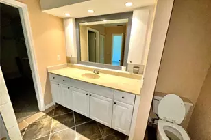 5454 Saddlebrook Way, Wesley Chapel, FL 33543 - Photo 19