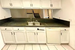 5454 Saddlebrook Way, Wesley Chapel, FL 33543 - Photo 9